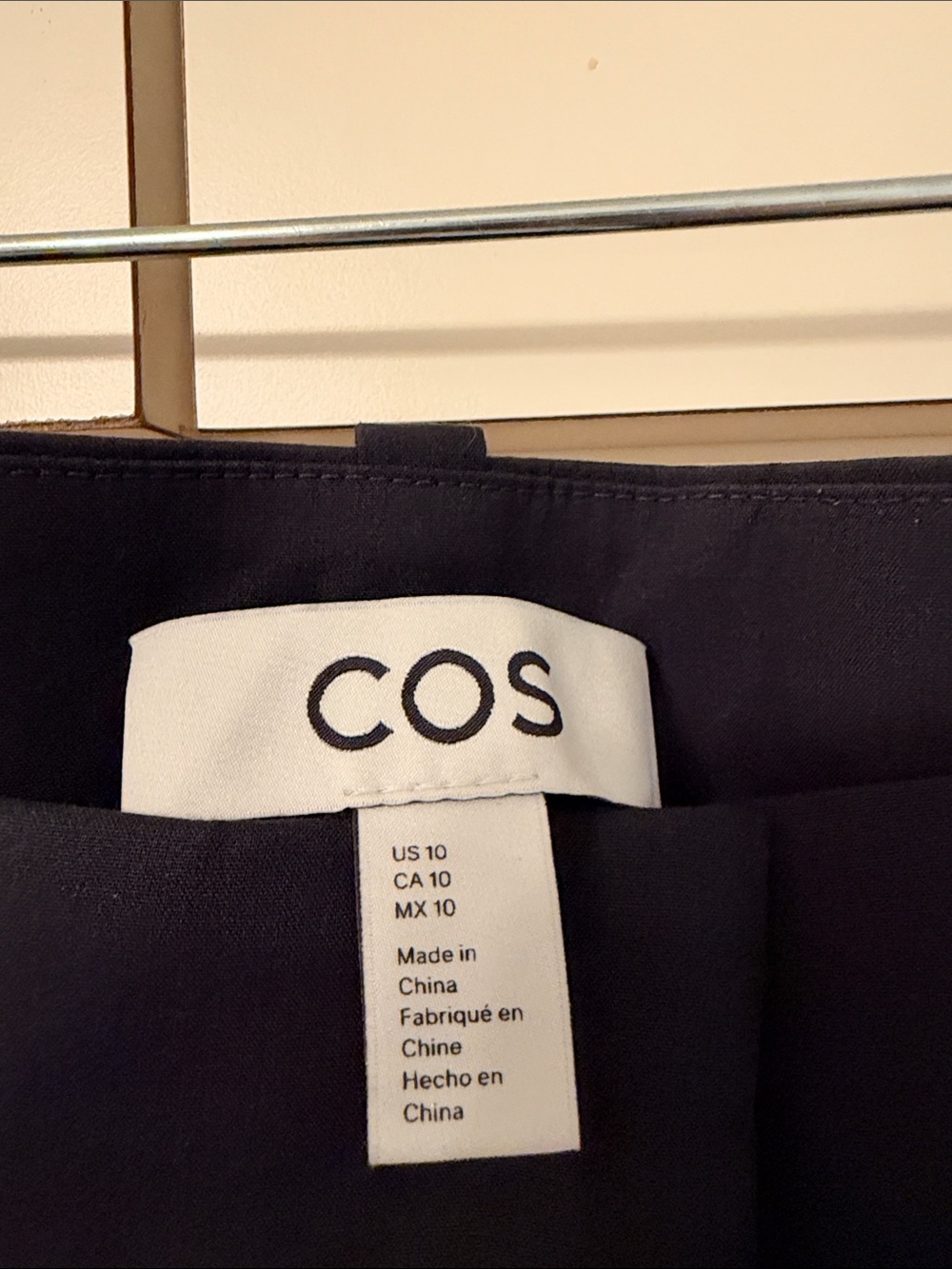 Women’s COS Navy Barrel/Balloon Crop Pant - Size 10 - Picture 2 of 2